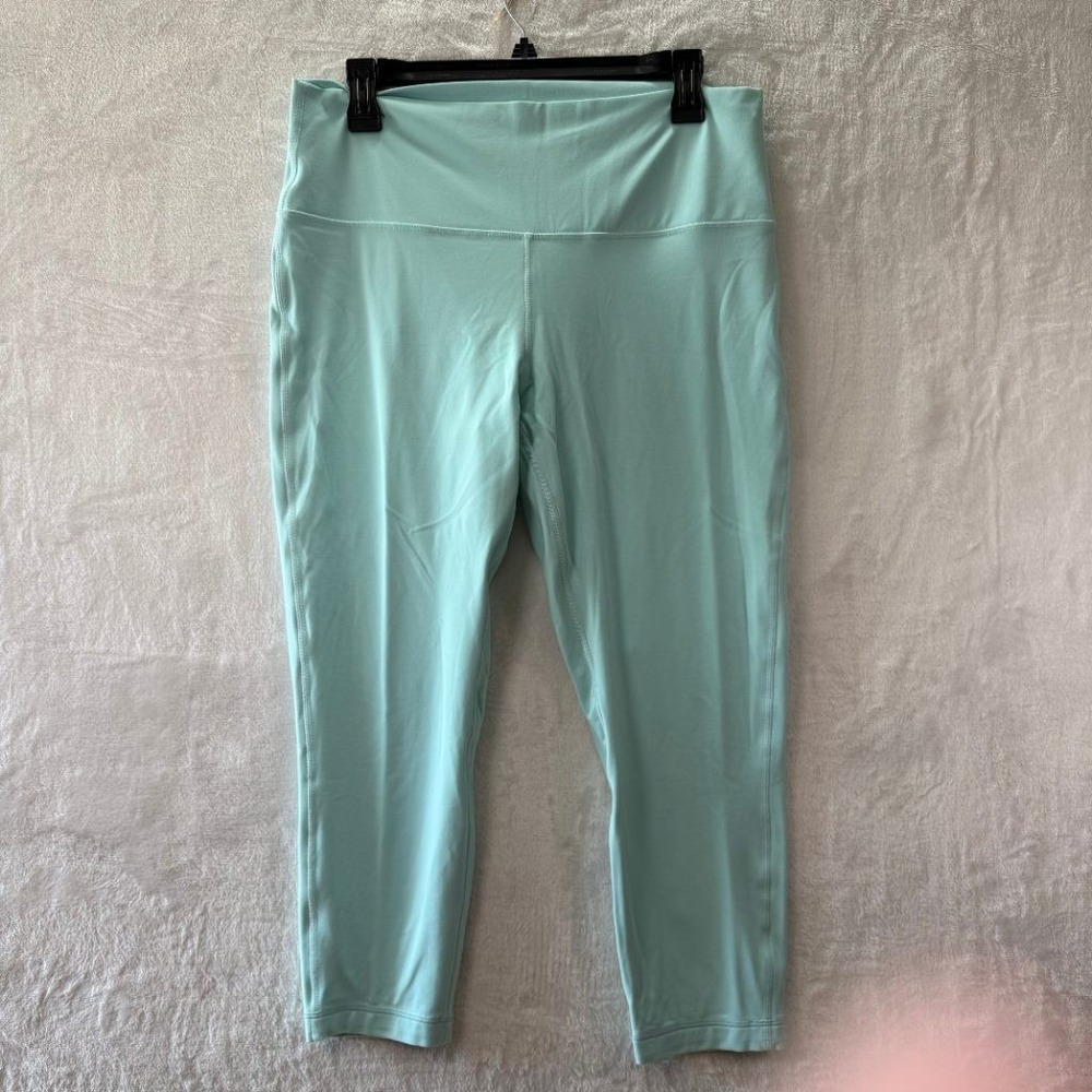 Lululemon Align Crop Leggings Womens Size 14 Mint Green High Rise Capri Yoga